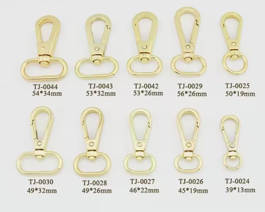 Swivel snap hook for handbag